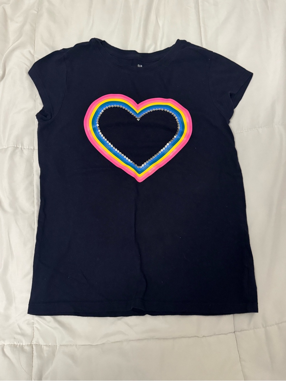 Girls Navy Heart Graphic Tee with Rainbow Trim sz XXL